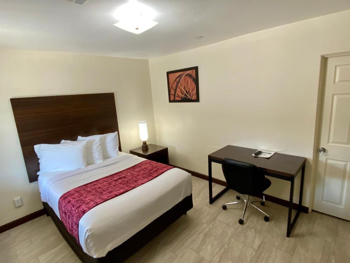 Roswell Inn Екстериор снимка