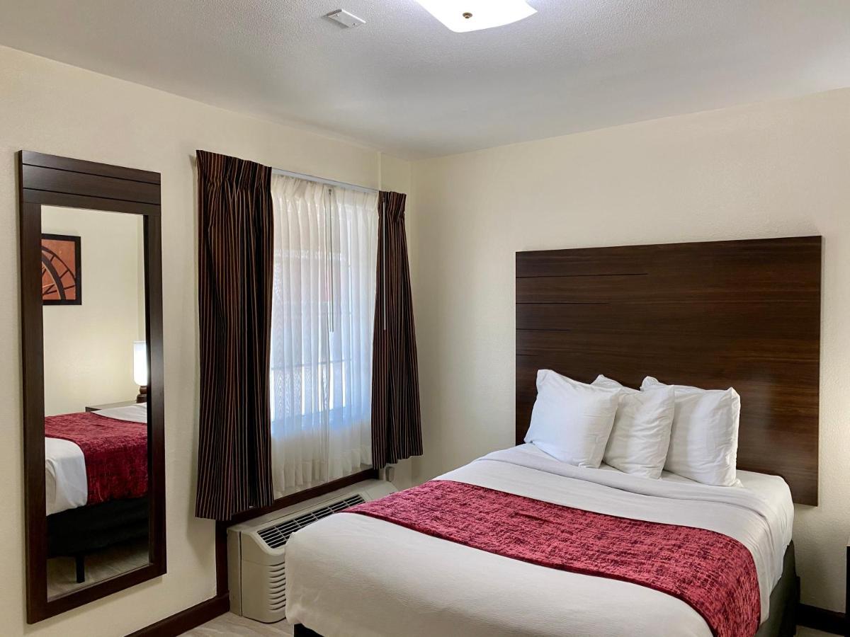 Roswell Inn Екстериор снимка