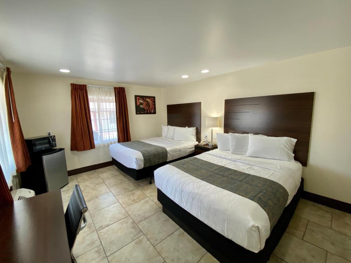 Roswell Inn Екстериор снимка