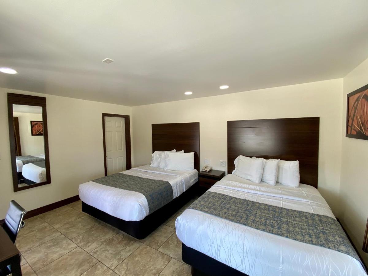 Roswell Inn Екстериор снимка