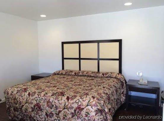 Roswell Inn Екстериор снимка