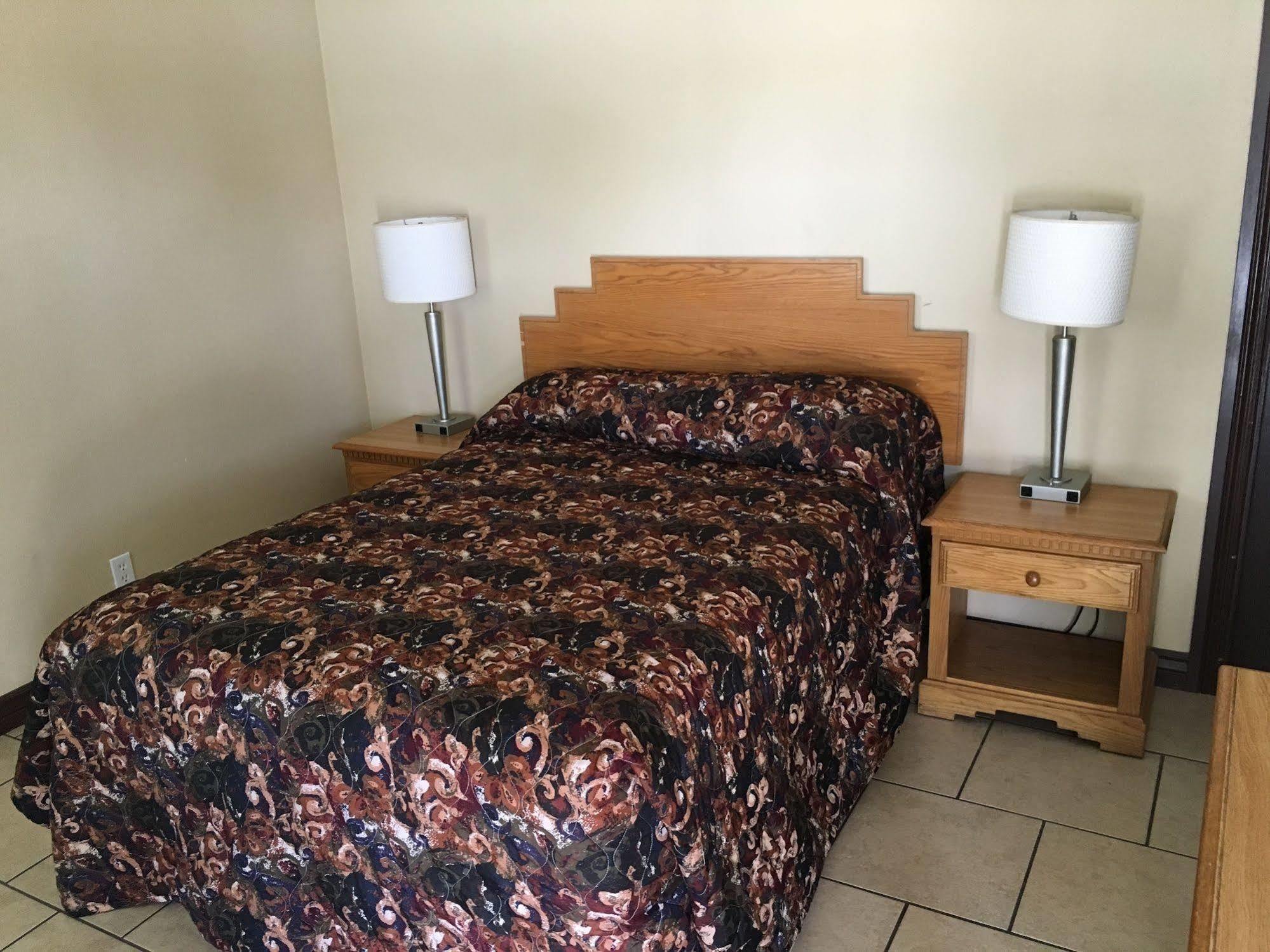 Roswell Inn Екстериор снимка