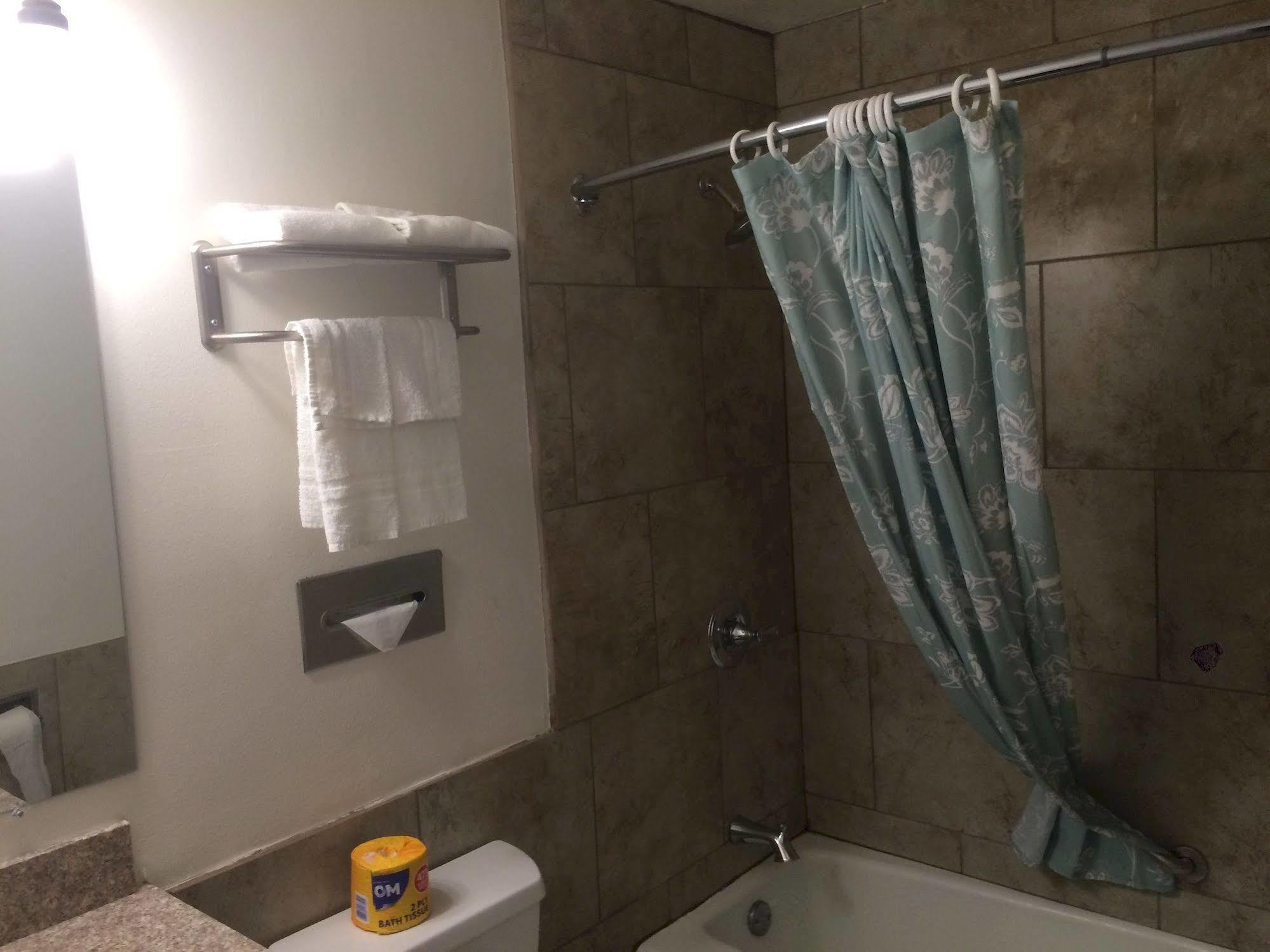 Roswell Inn Екстериор снимка